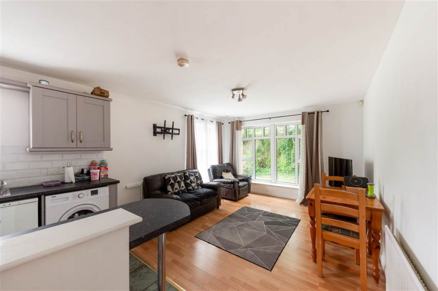 9B Musgrave Manor