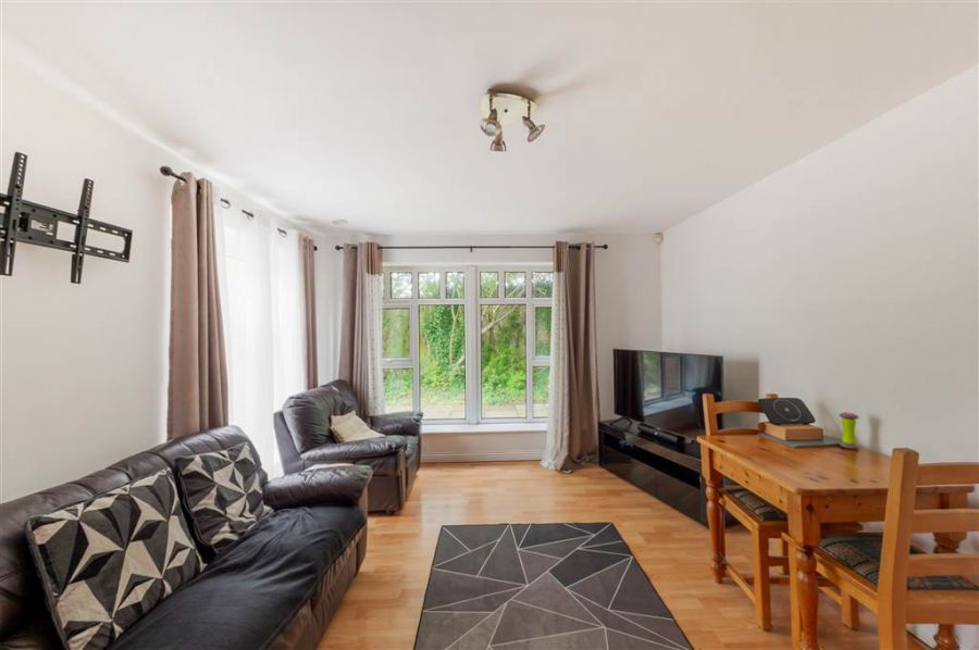 9B Musgrave Manor