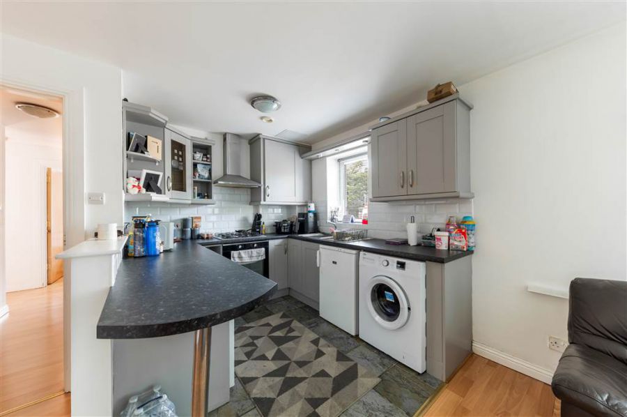 9B Musgrave Manor