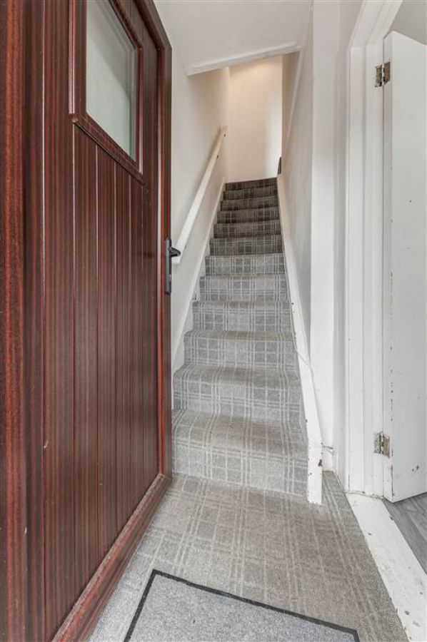 73 Glenbank Drive