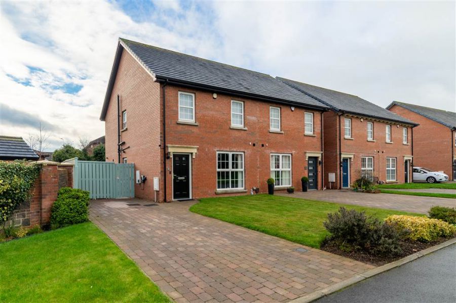 19 Meadow Green, Lisburn City, BT28 3BP