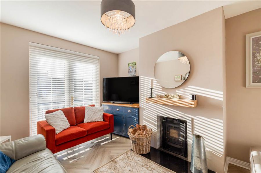 10 Mount Eagles Square