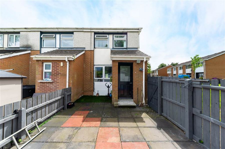 14 Finnis Close