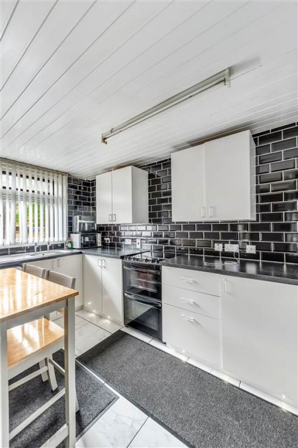 14 Finnis Close