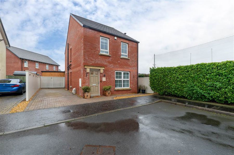14 Meadow Lane, Dunmurry, Lisburn, BT28 3RT
