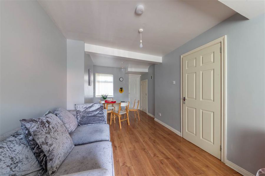 62 Beechmount Avenue