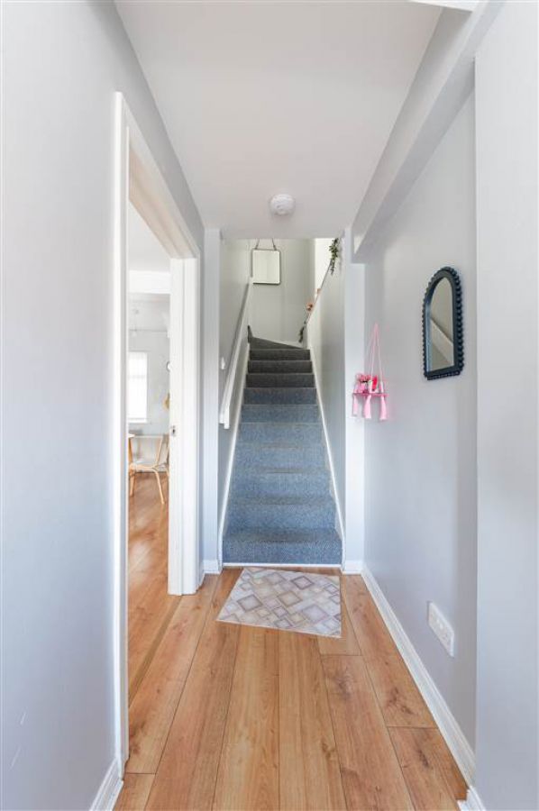 62 Beechmount Avenue