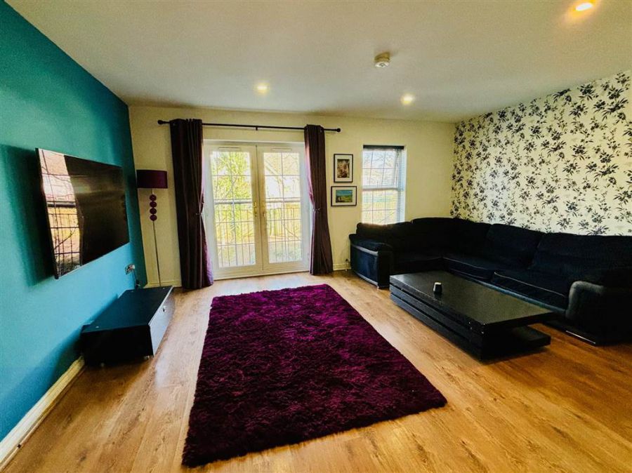 10 Woodberry Lane, Dunmurry, Belfast, BT17 0JX