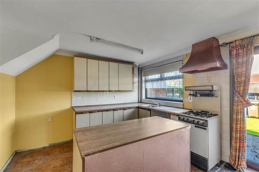 37 Hollymount
