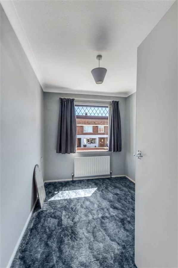 37 Hollymount
