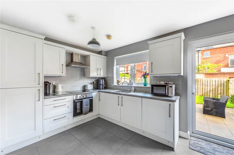 54  Kitchener Street