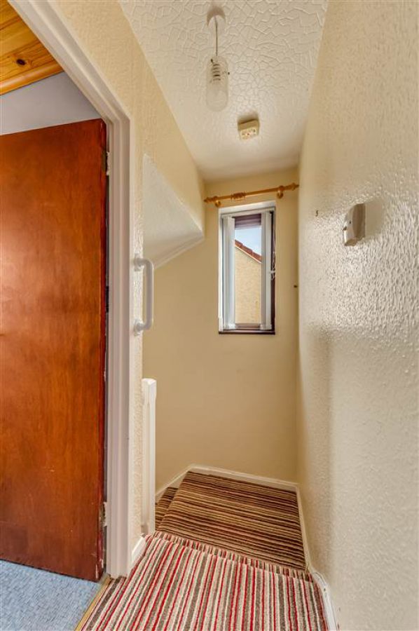 54 Locksley Gardens