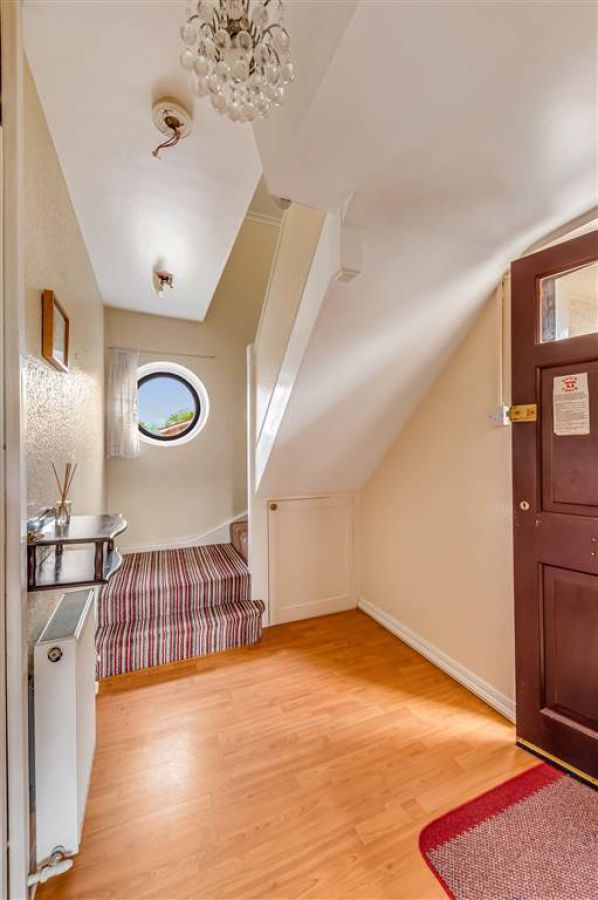 54 Locksley Gardens