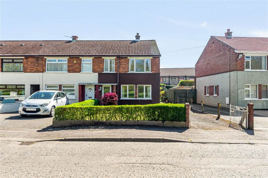 8 Rathmore Gardens, Finaghy, Belfast, BT10 0FX