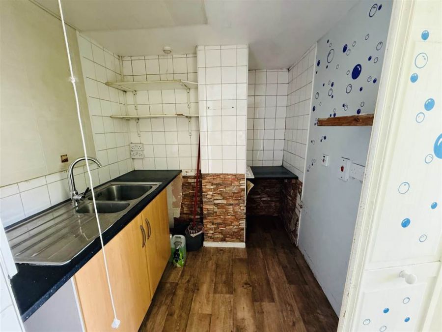 130 Longstone Street