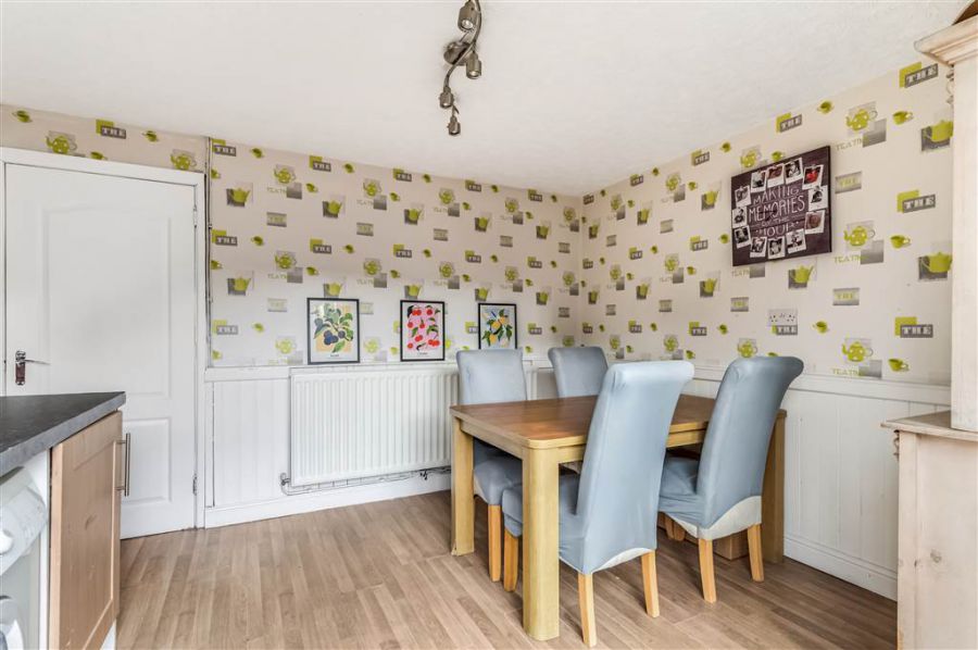 11 Laburnum Way