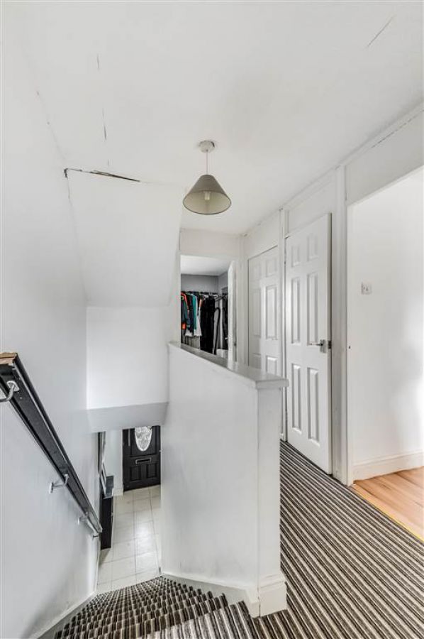 11 Laburnum Way