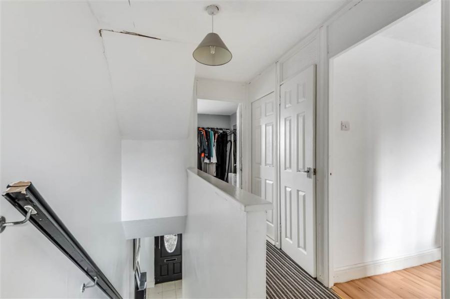 11 Laburnum Way