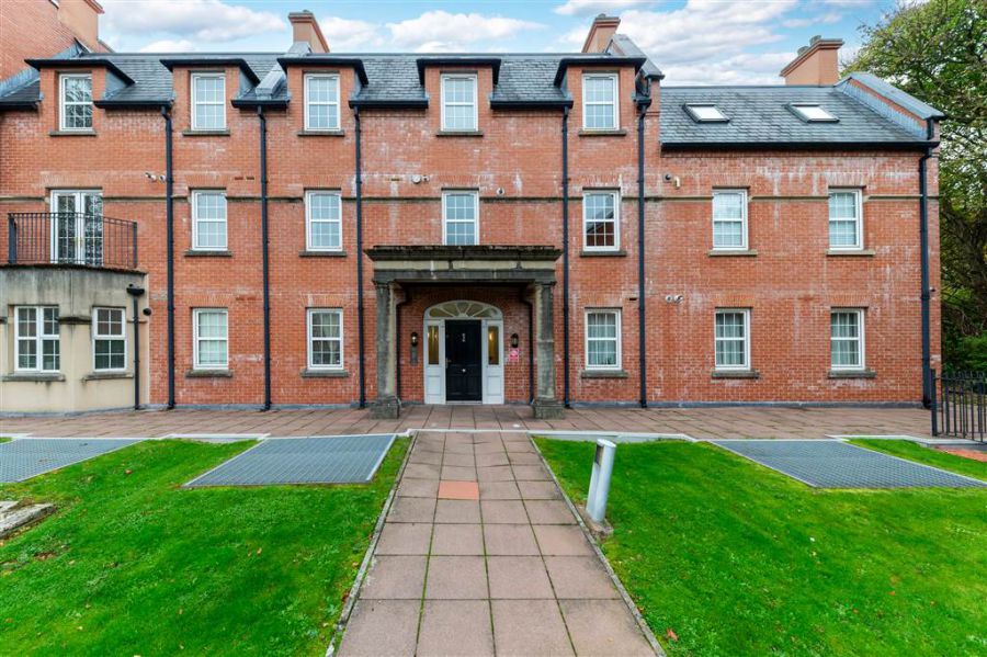 39 Milfort Mews, Dunmurry, Belfast, BT17 9JE