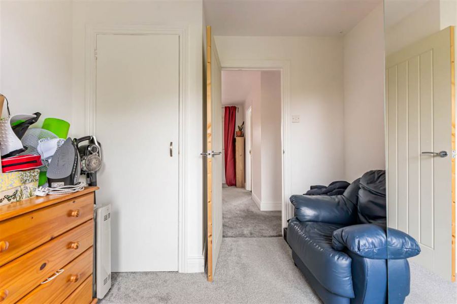 10 Ruskin Heights