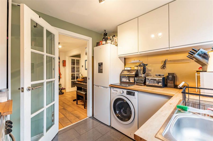 10 Ruskin Heights