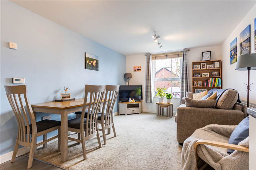 12 Fountain Mews