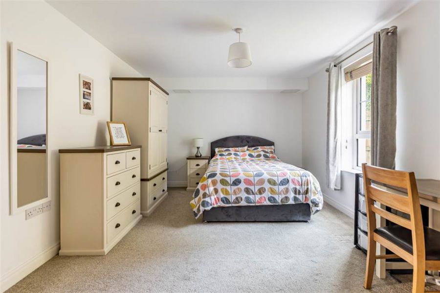 12 Fountain Mews