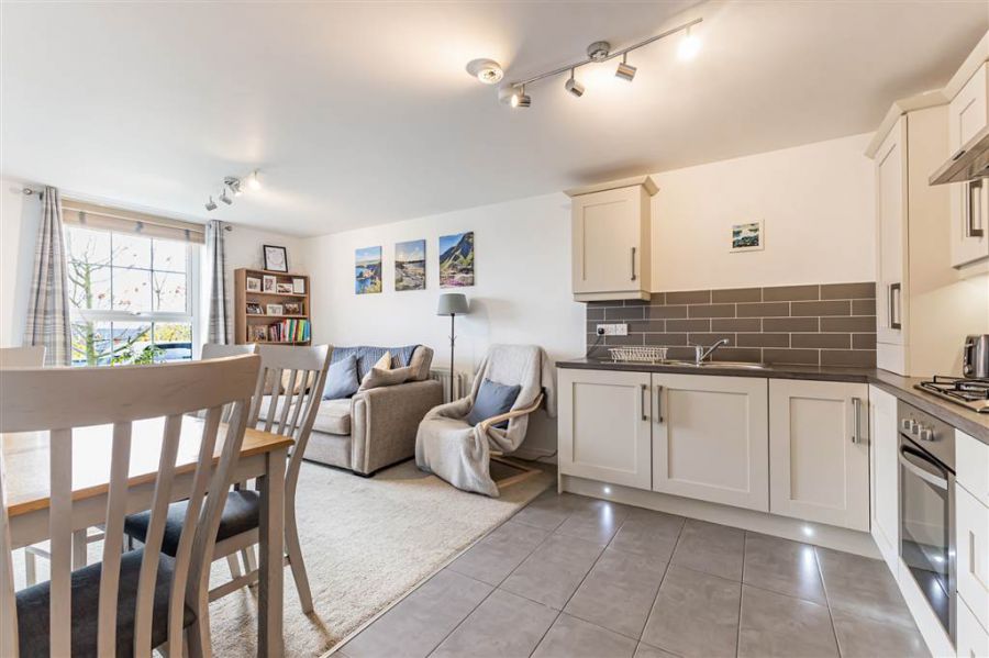 12 Fountain Mews