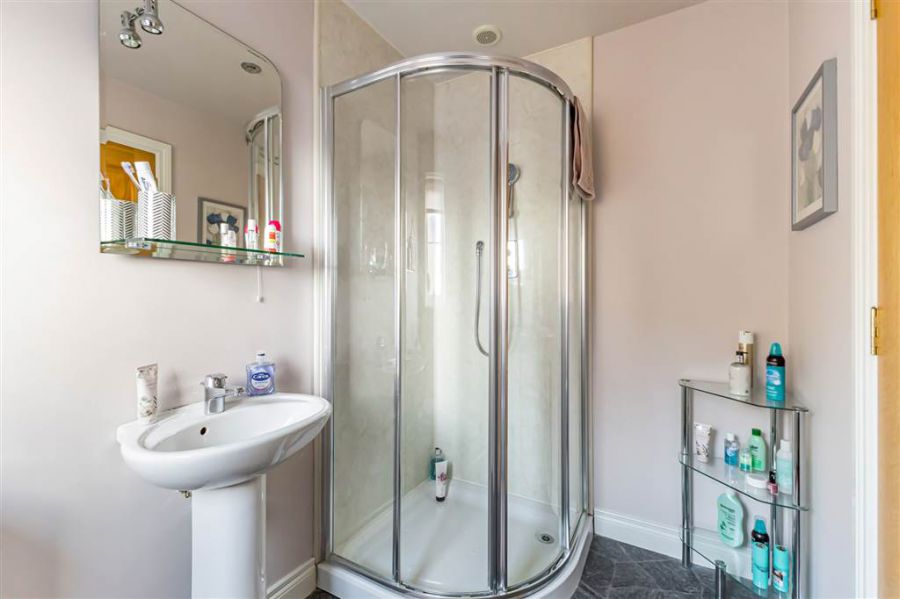 18 Mornington Avenue