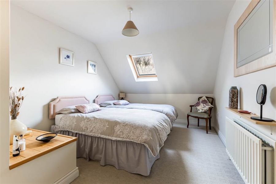 18 Mornington Avenue