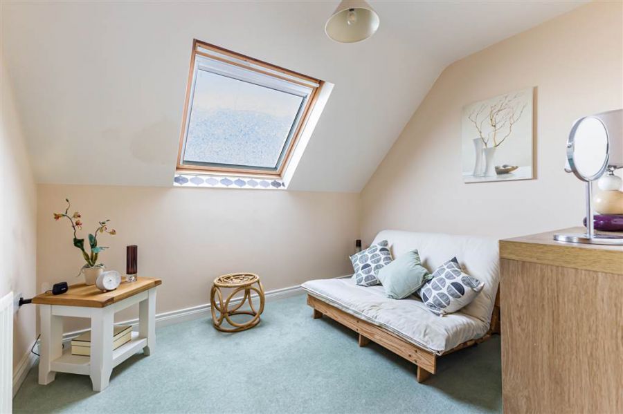 18 Mornington Avenue