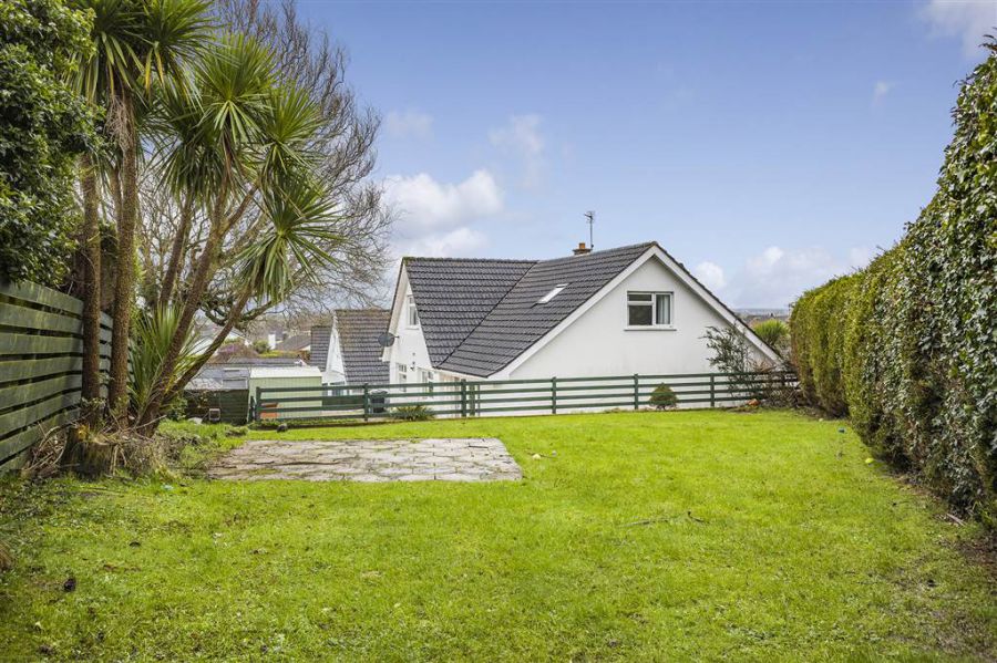 20 Cairnmore Crescent