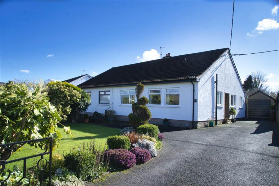 43 Woodland Park, Lisburn, BT28 1LQ