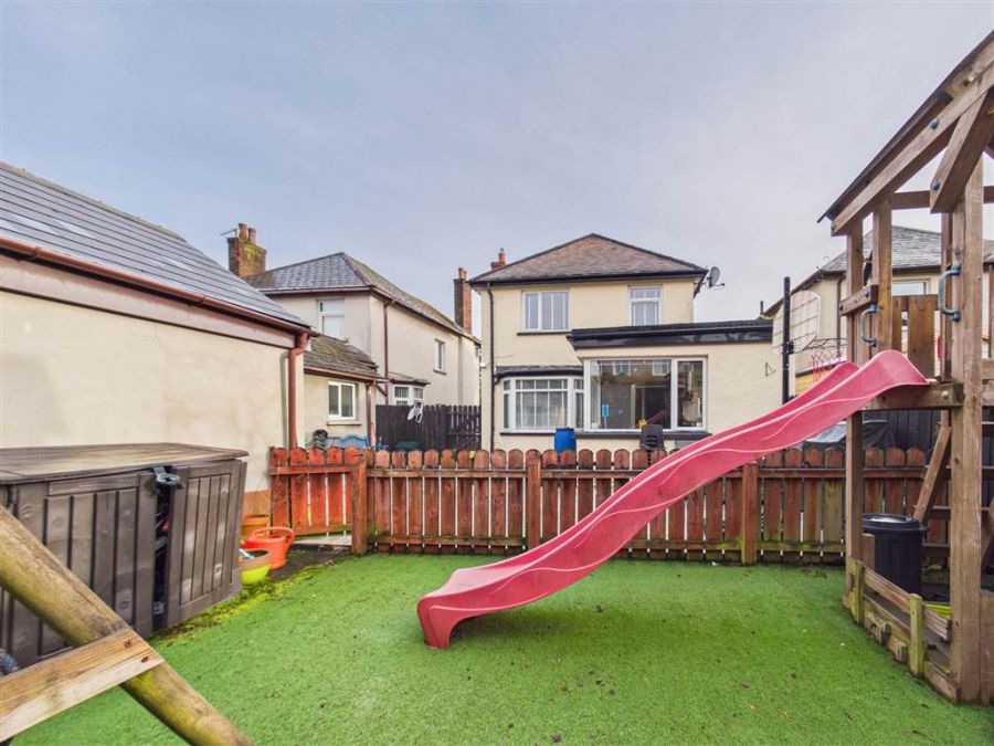 39 Finaghy Road South