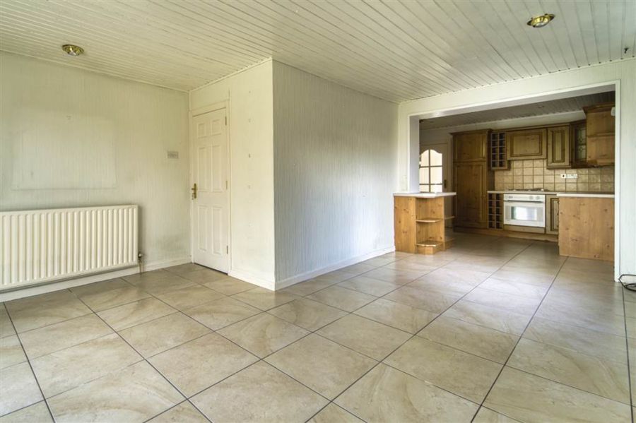 52 Halfpenny Gate Road