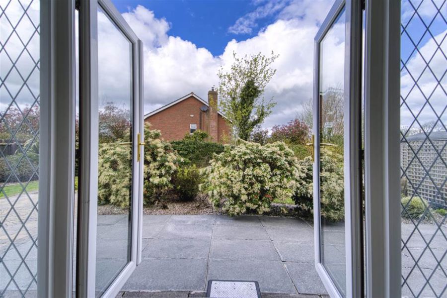 52 Halfpenny Gate Road