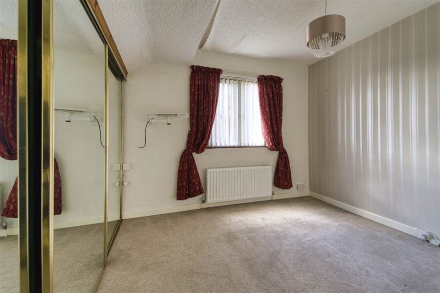 52 Halfpenny Gate Road