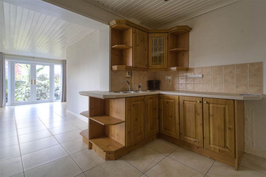 52 Halfpenny Gate Road