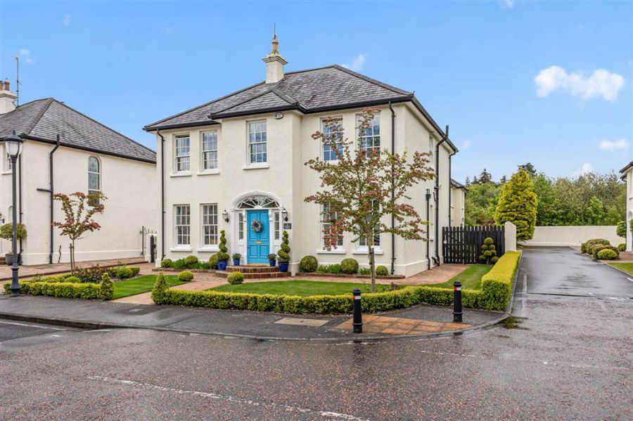 6 Royal Park Avenue, Hillsborough, Royal Hillsborough, BT26 6SL