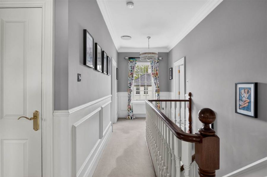 6 Royal Park Avenue