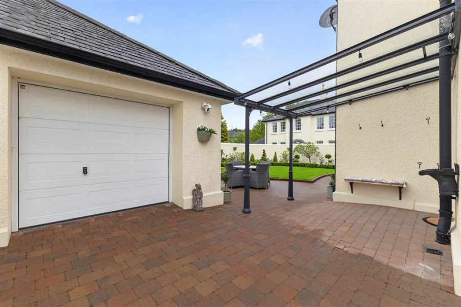 6 Royal Park Avenue