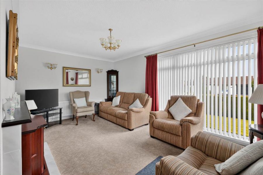 40 Magheralave Park East
