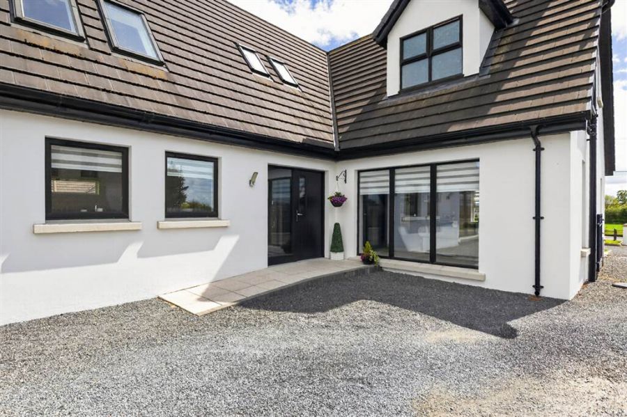 Broughmore, 270B Moira Road