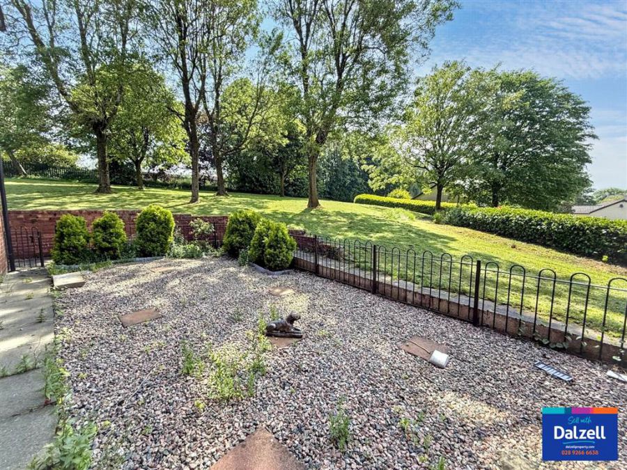 31B Iniscarn Park