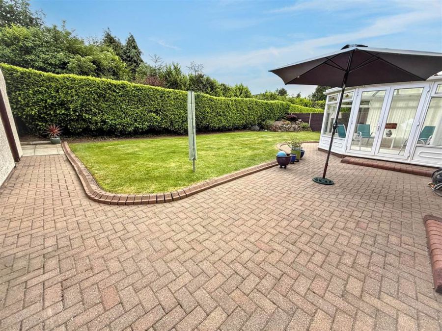 3 Rose Park