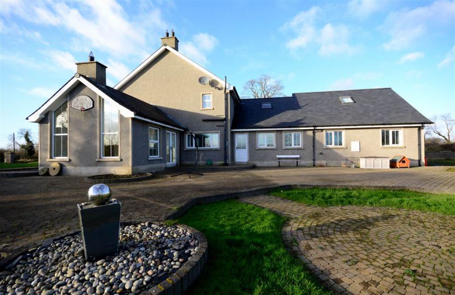 15 Mckees Bridge Road