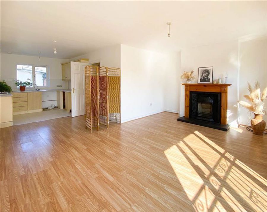 10 Rinvarna Court