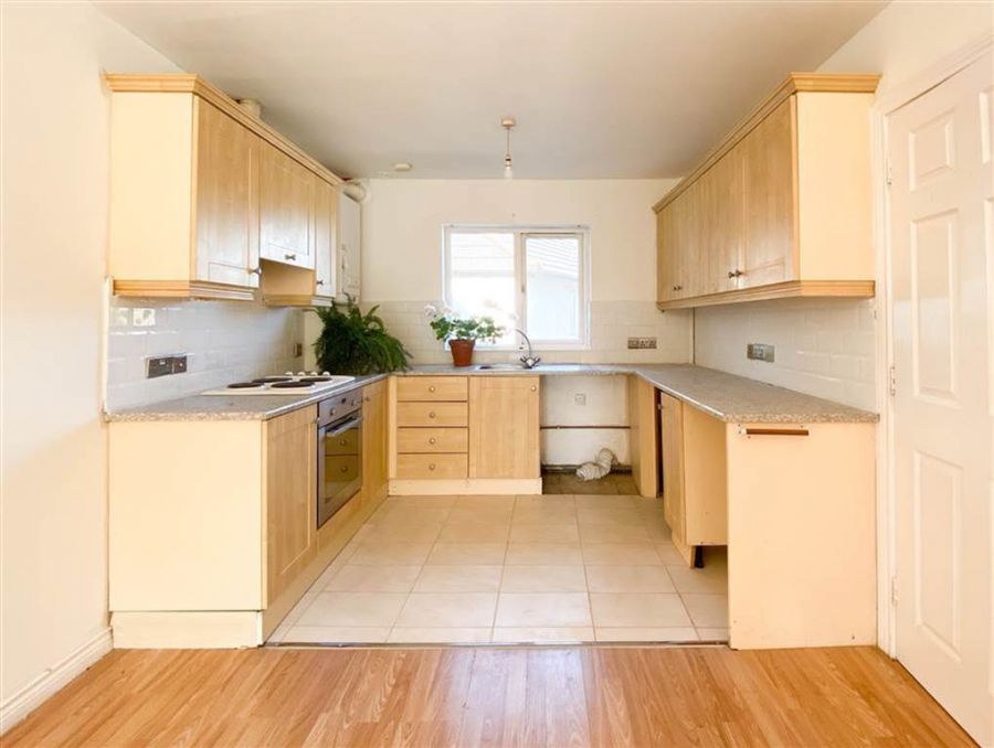 10 Rinvarna Court