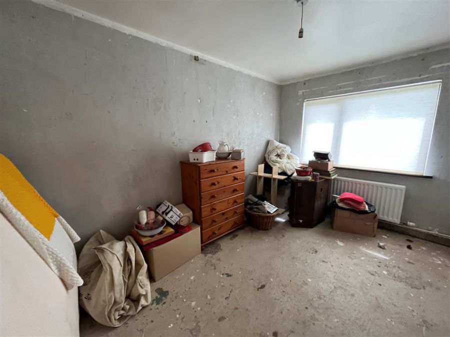 !!CASH OFFERS ONLY!!, 19 Glen View
