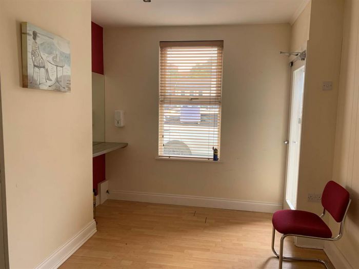 COMMERCIAL PROPERTY, 20 Smithfield Square